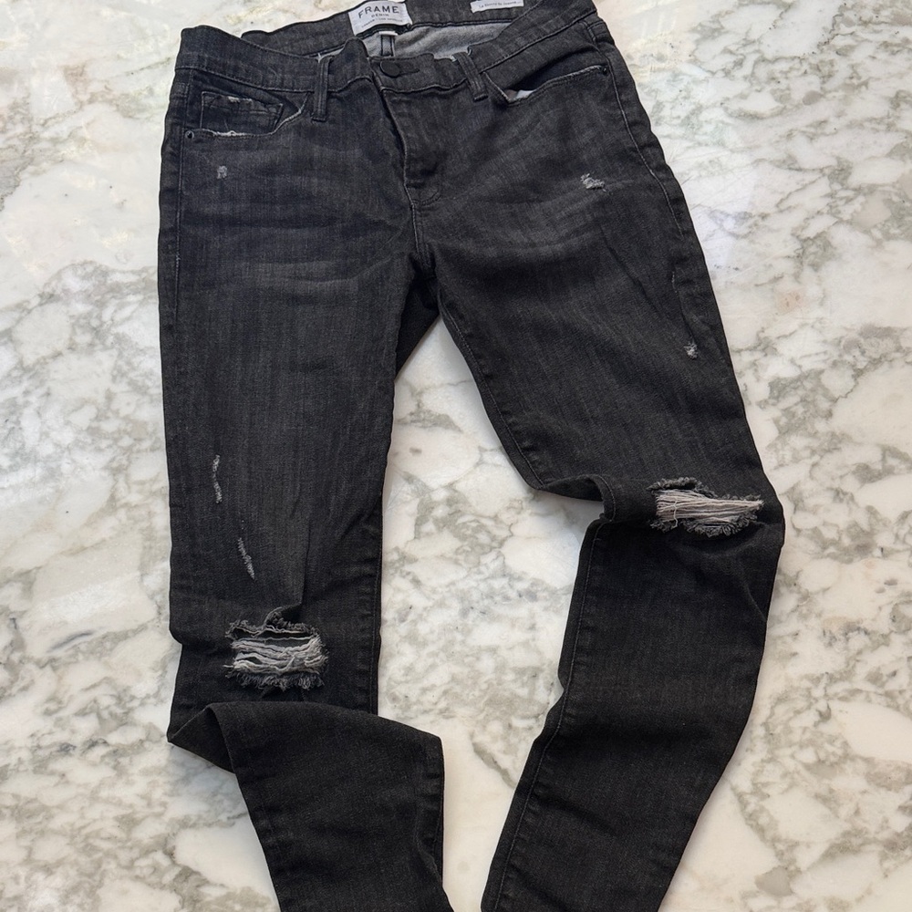 Frame Le Skinny Jeanne Black Denim Women's Distressed Skinny Jeans